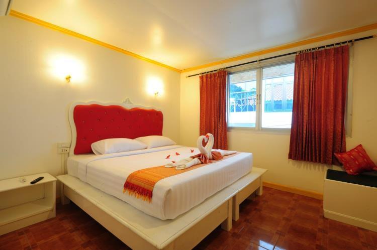 Phi Phi K House Hotel Bagian luar foto